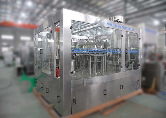 Máquina de engarrafamento carbonatada do refresco, máquina de enchimento carbonatada pequena da bebida fornecedor