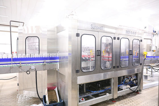 3 em 1 máquina de enchimento da água de garrafa de vidro fornecedor